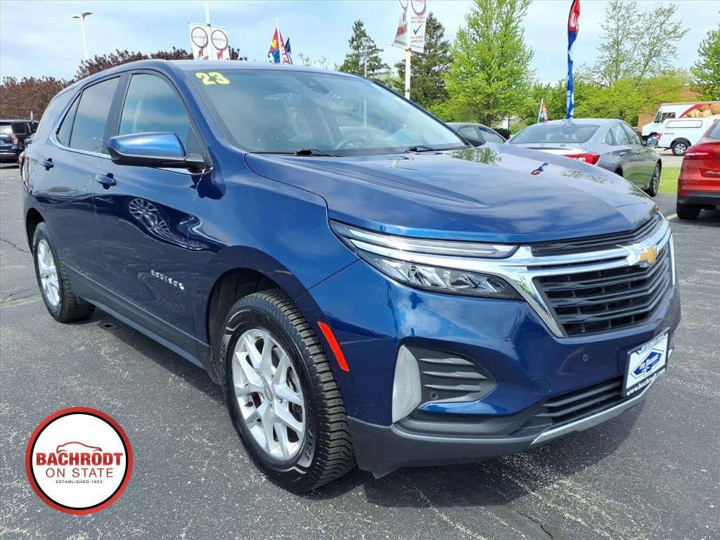 Used 2023 Chevrolet Equinox LT AWD/4WD image 1