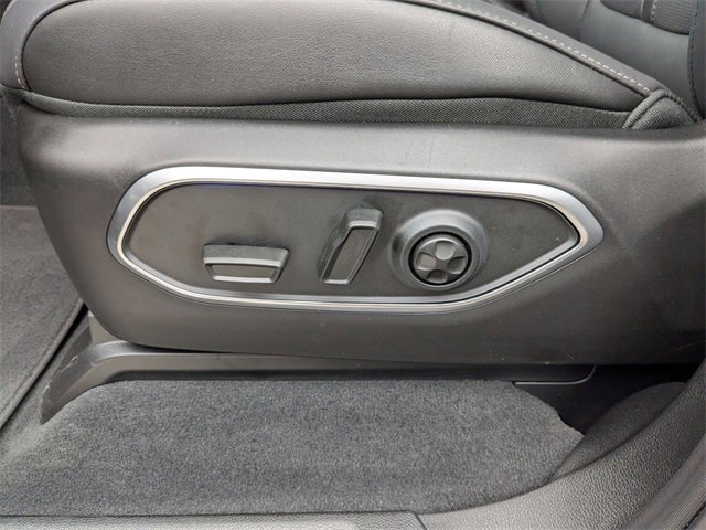 New 2025 Jeep Wagoneer L Series II w/ Convenience Group I image 13