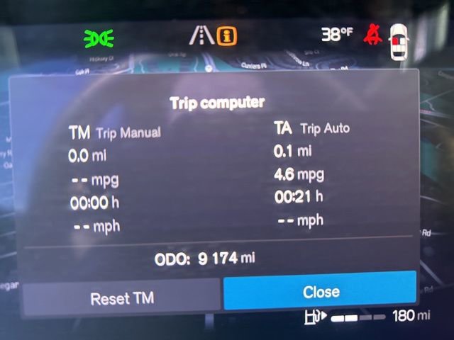 Certified 2025 Volvo XC40 B5 Plus image 20