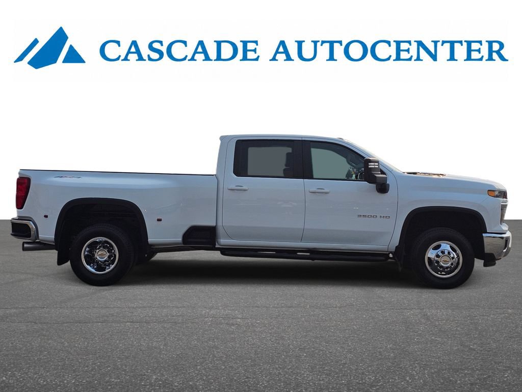 Certified 2026 Chevrolet Silverado 3500 LT AWD/4WD image 9