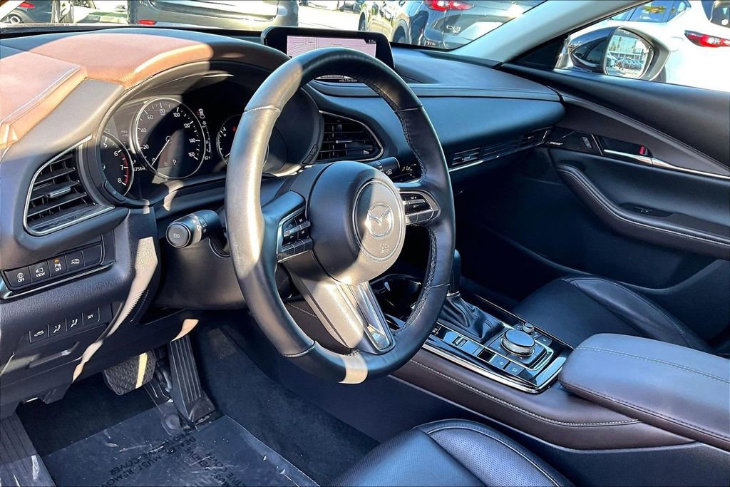 Used 2021 MAZDA CX-30 2.5 Turbo w/ Premium Plus Pkg image 9