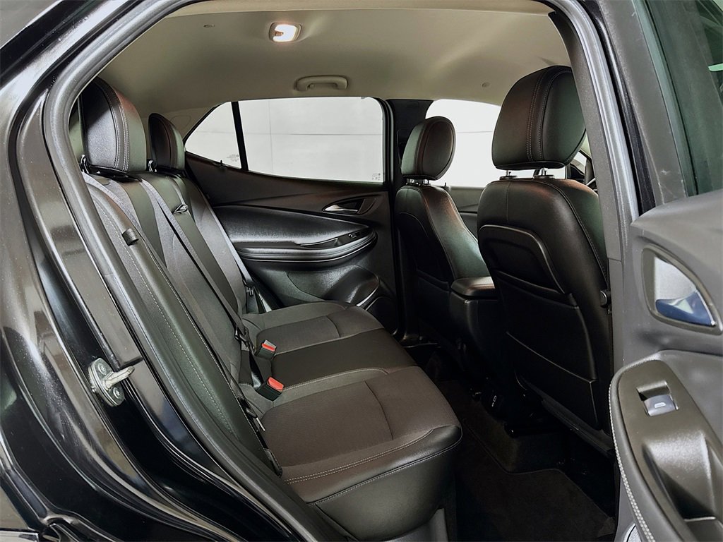 Used 2023 Buick Encore GX Select w/ Sport Touring Package image 24