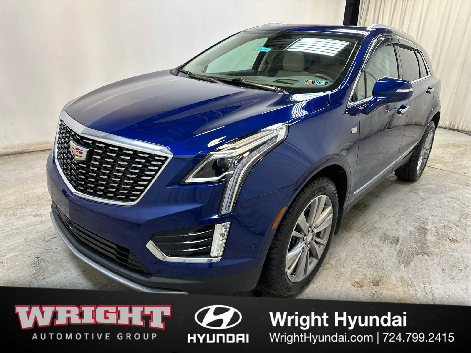 Used 2024 Cadillac XT5 Premium Luxury w/ Technology Package image 3