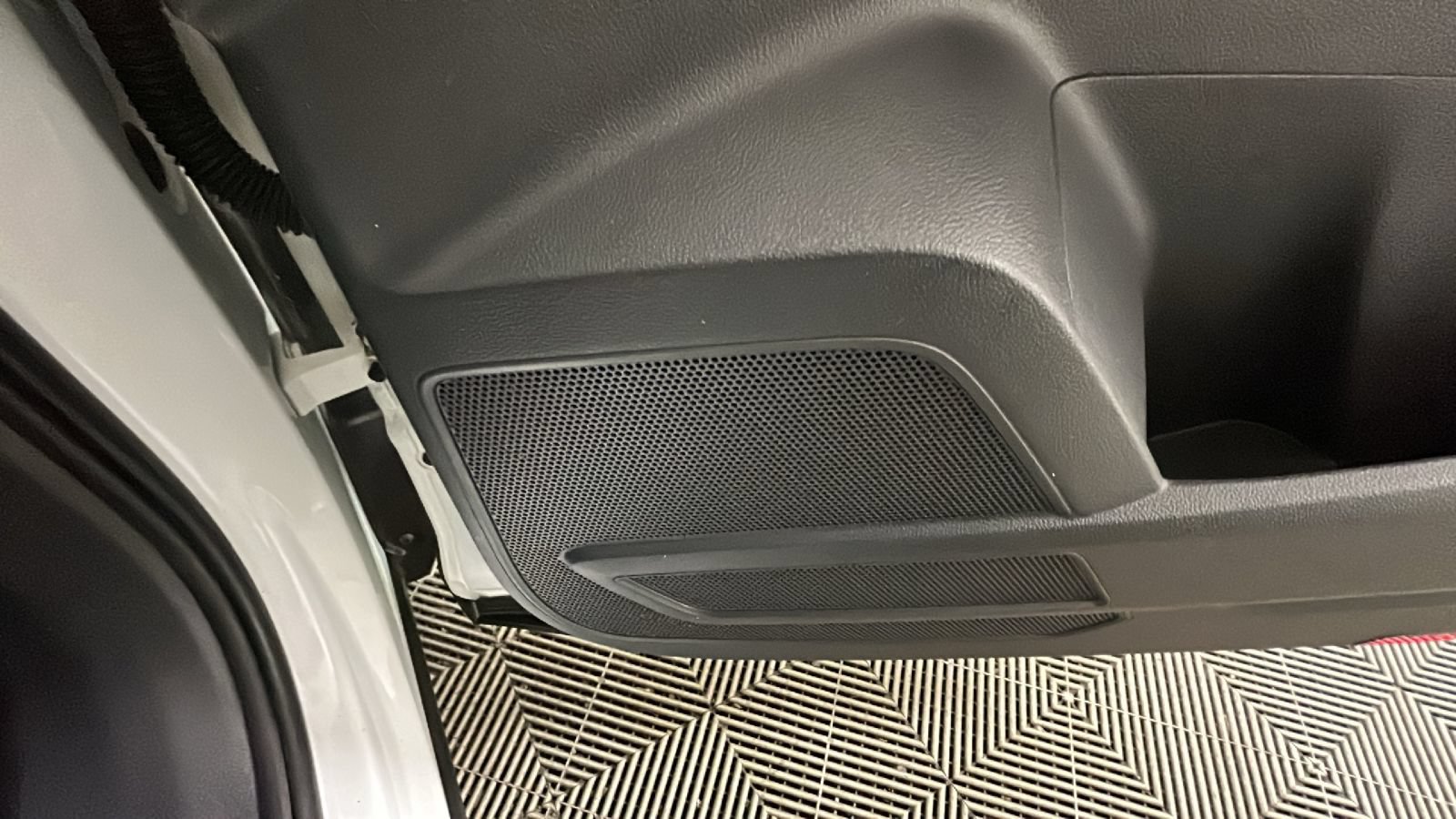 Used 2021 Volkswagen Atlas SE w/ Panoramic Sunroof Package AWD/4WD image 36