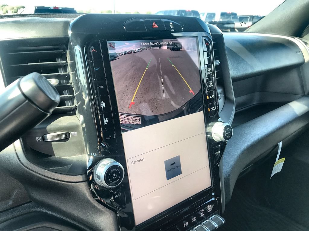 New 2025 RAM 2500 Tradesman AWD/4WD image 18