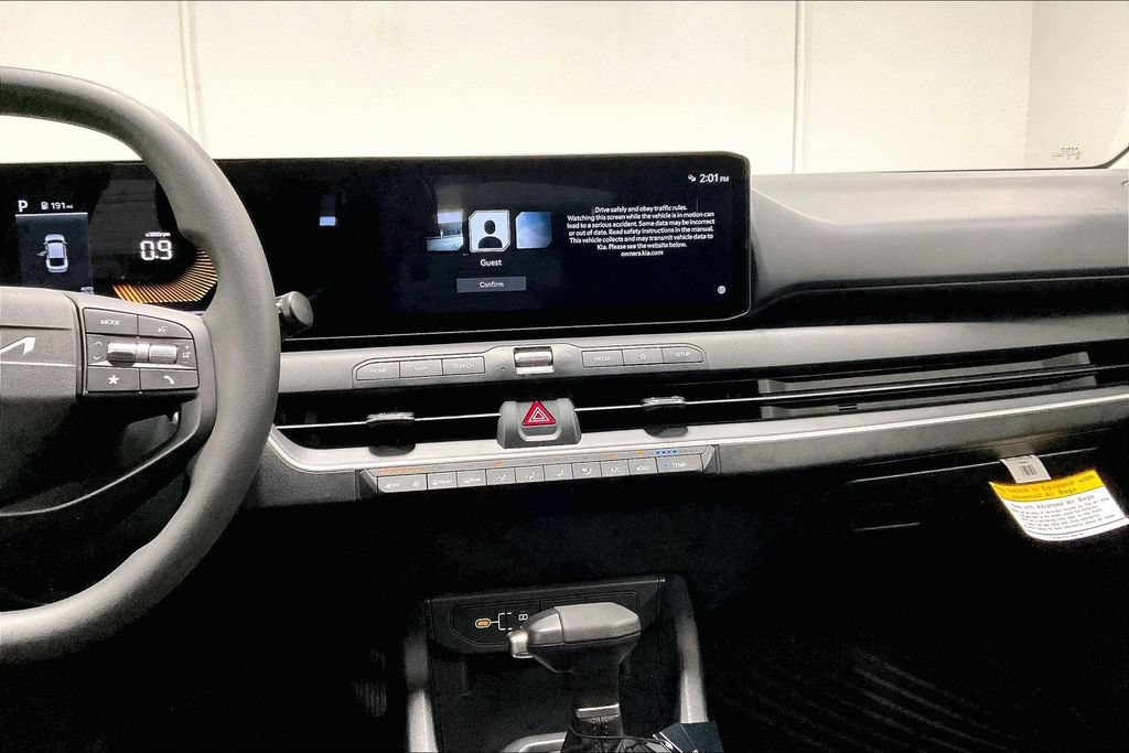 New 2026 Kia K4 FWD image 16