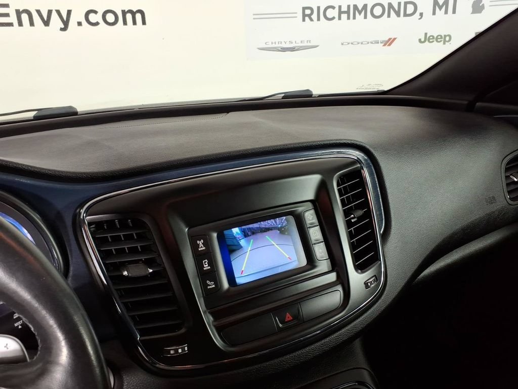 Used 2015 Chrysler 200 S w/ Comfort Group FWD image 23