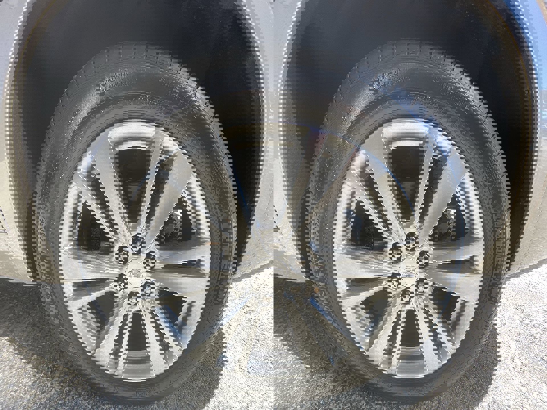 Certified 2022 Cadillac XT6 Premium Luxury w/ Platinum Package image 33