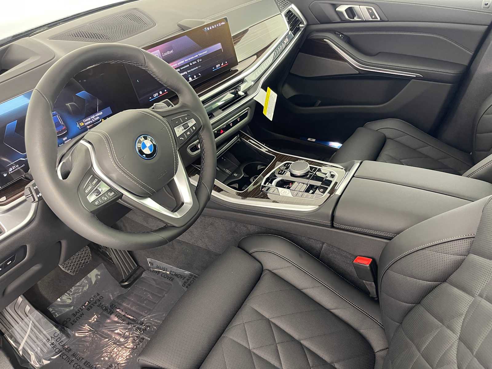 New 2026 BMW X5 xDrive50e image 12