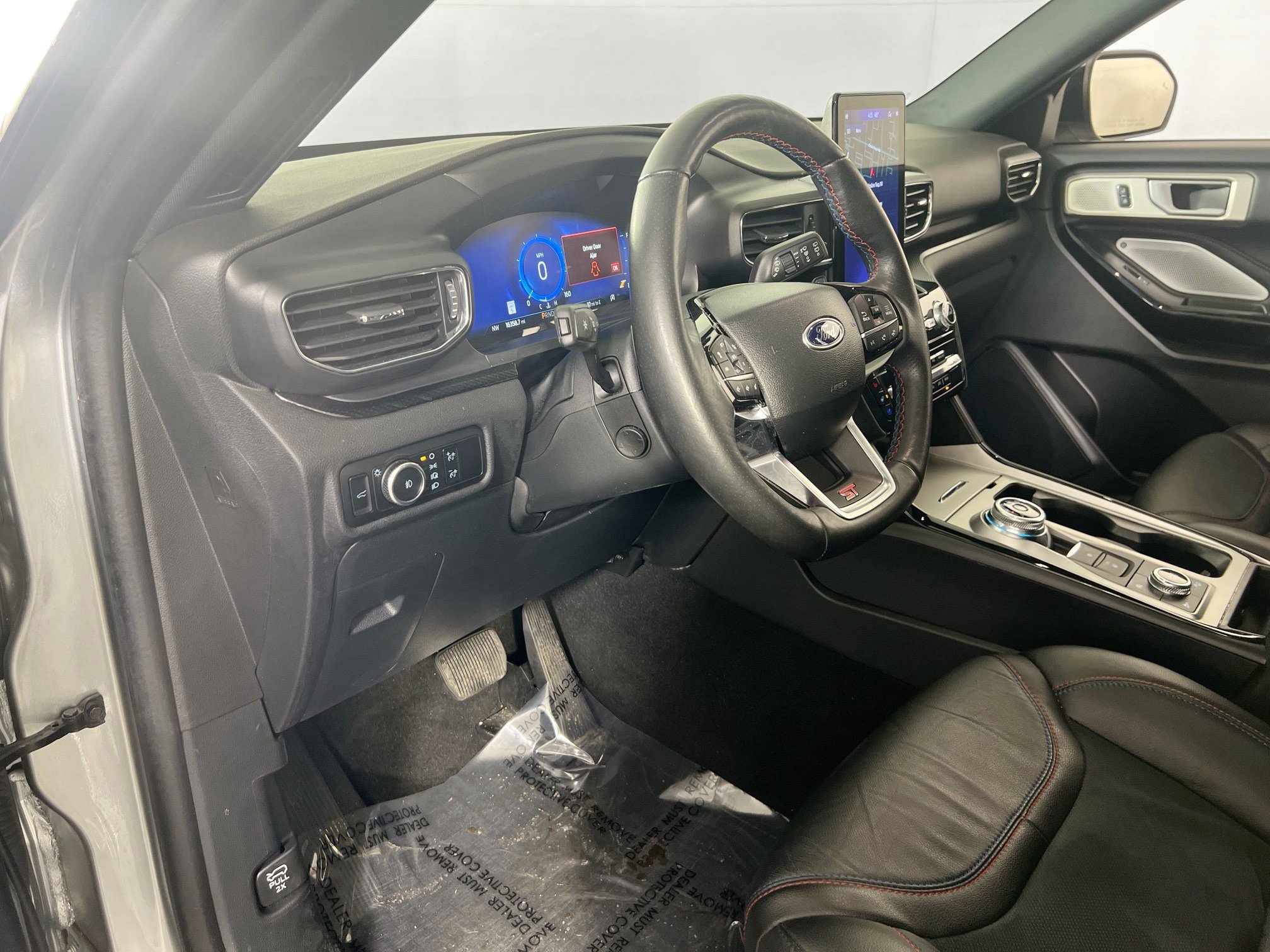 Used 2024 Ford Explorer ST w/ Equipment Group 401A image 9