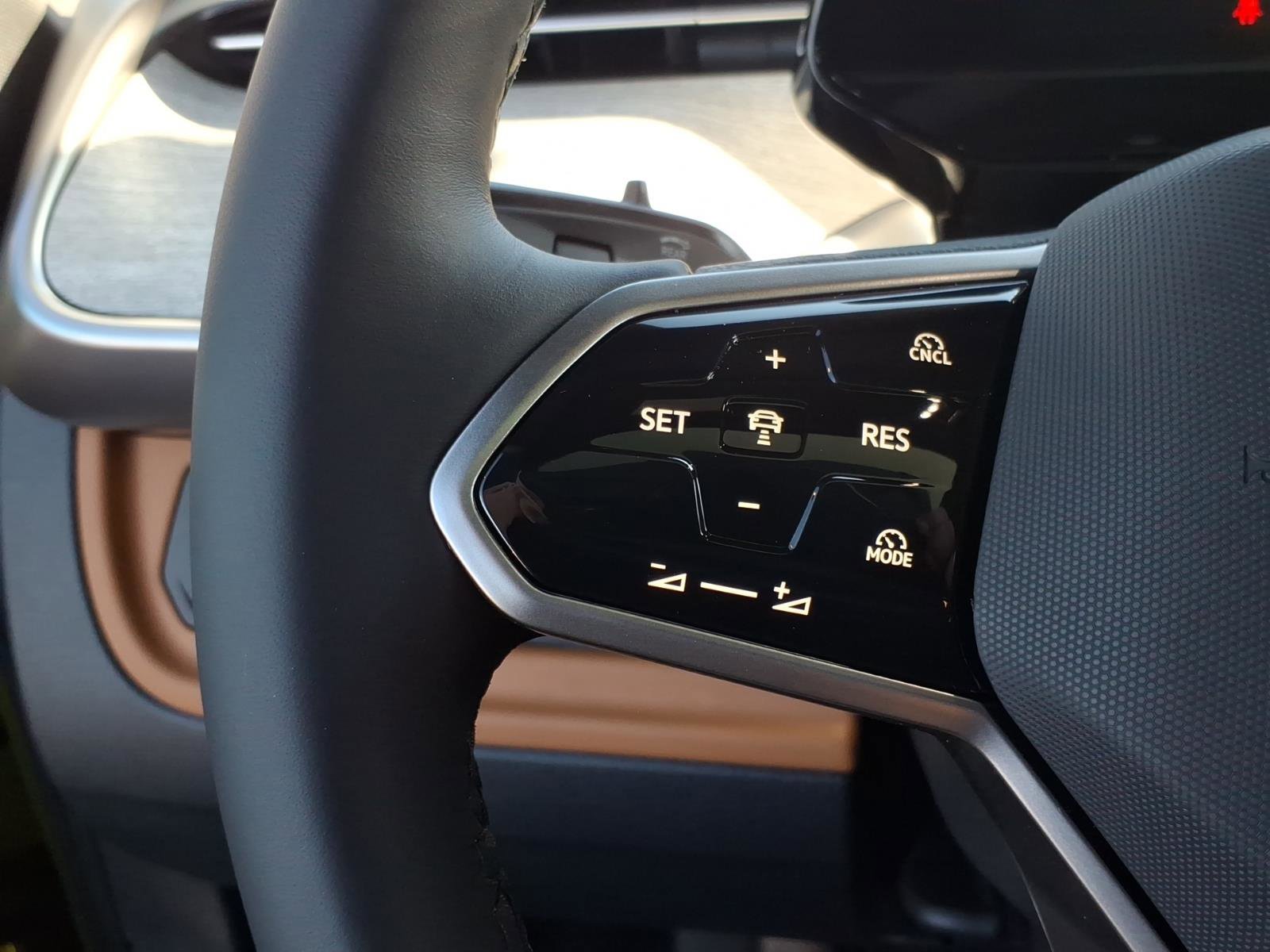 New 2025 Volkswagen ID. Buzz Pro S Plus image 20