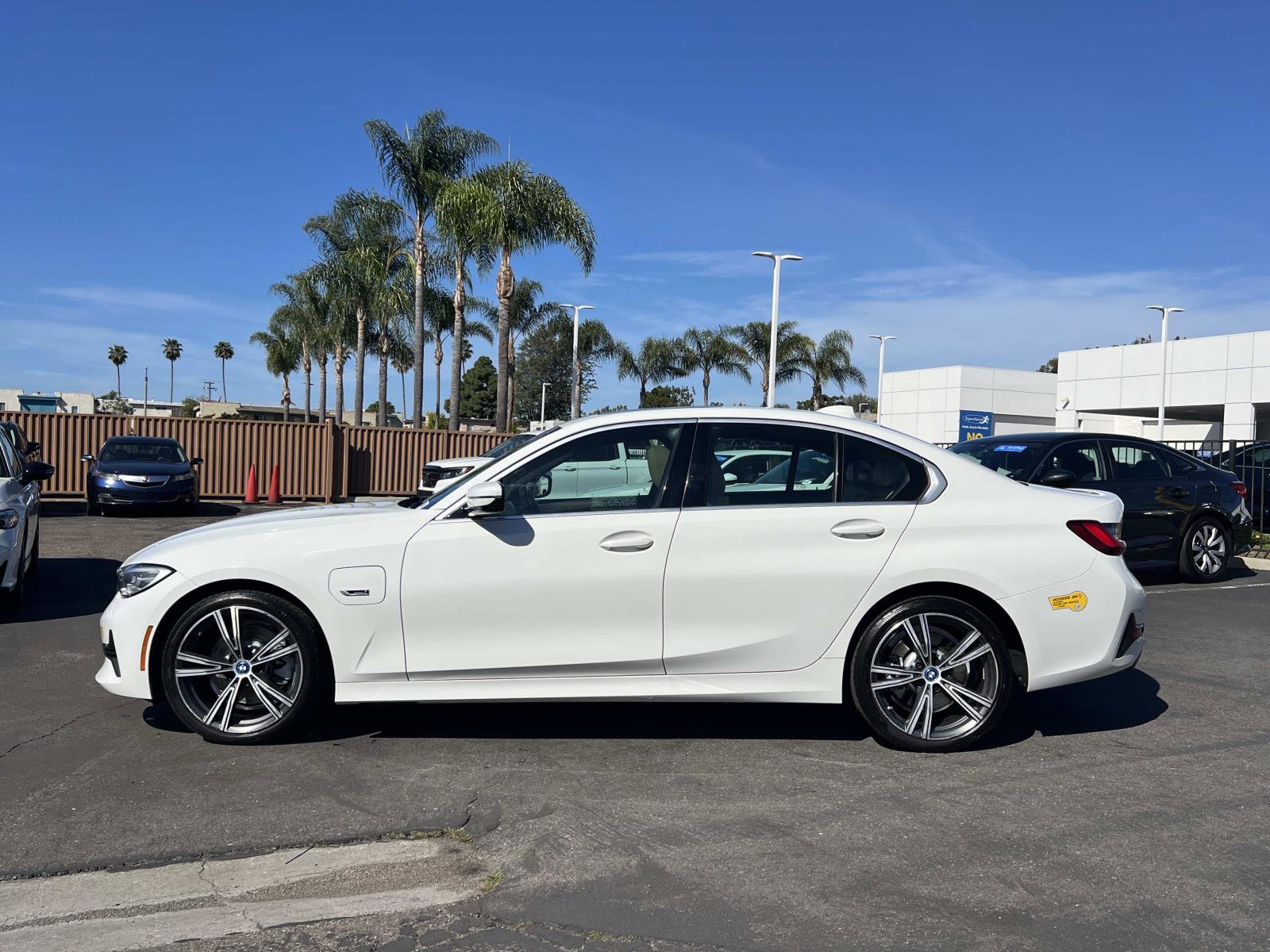 Used 2022 BMW 330e w/ Convenience Package image 2