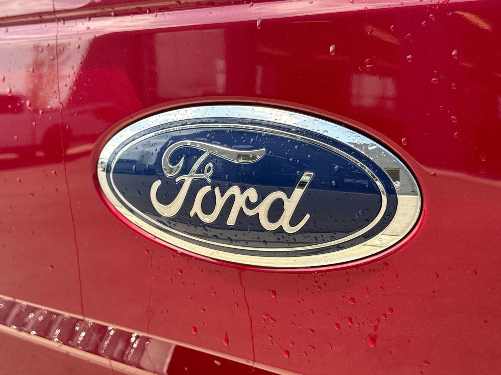 Used 2017 Ford F150 Lariat w/ Equipment Group 502A Luxury AWD/4WD image 14