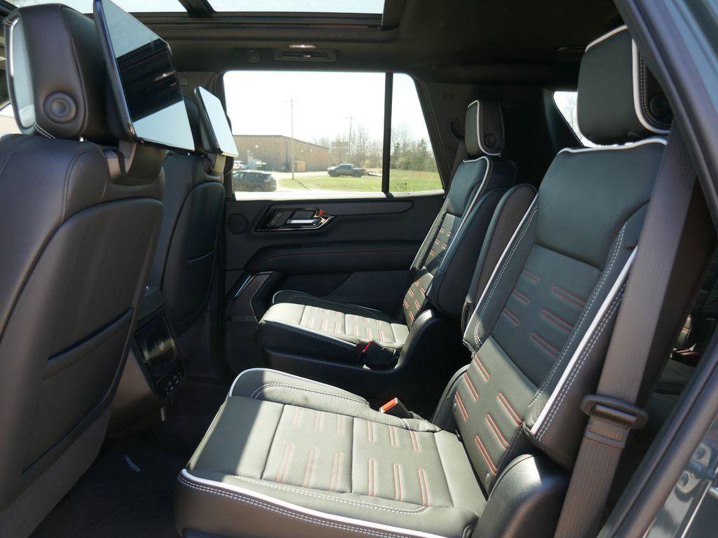 New 2026 GMC Yukon AT4 Ultimate image 21