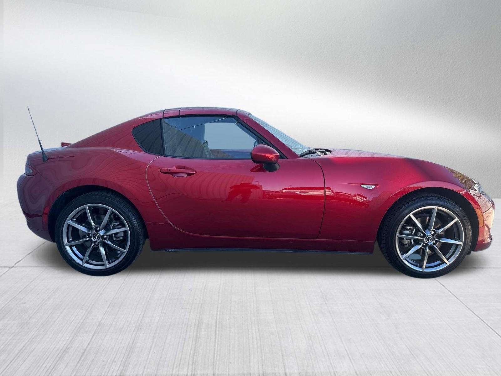 Used 2023 MAZDA MX-5 Miata Grand Touring w/ Weather Package image 3