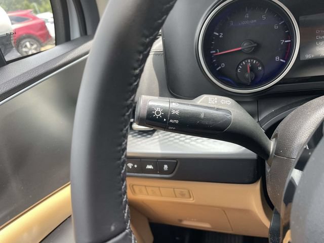 Certified 2024 Kia Carnival LX FWD image 23