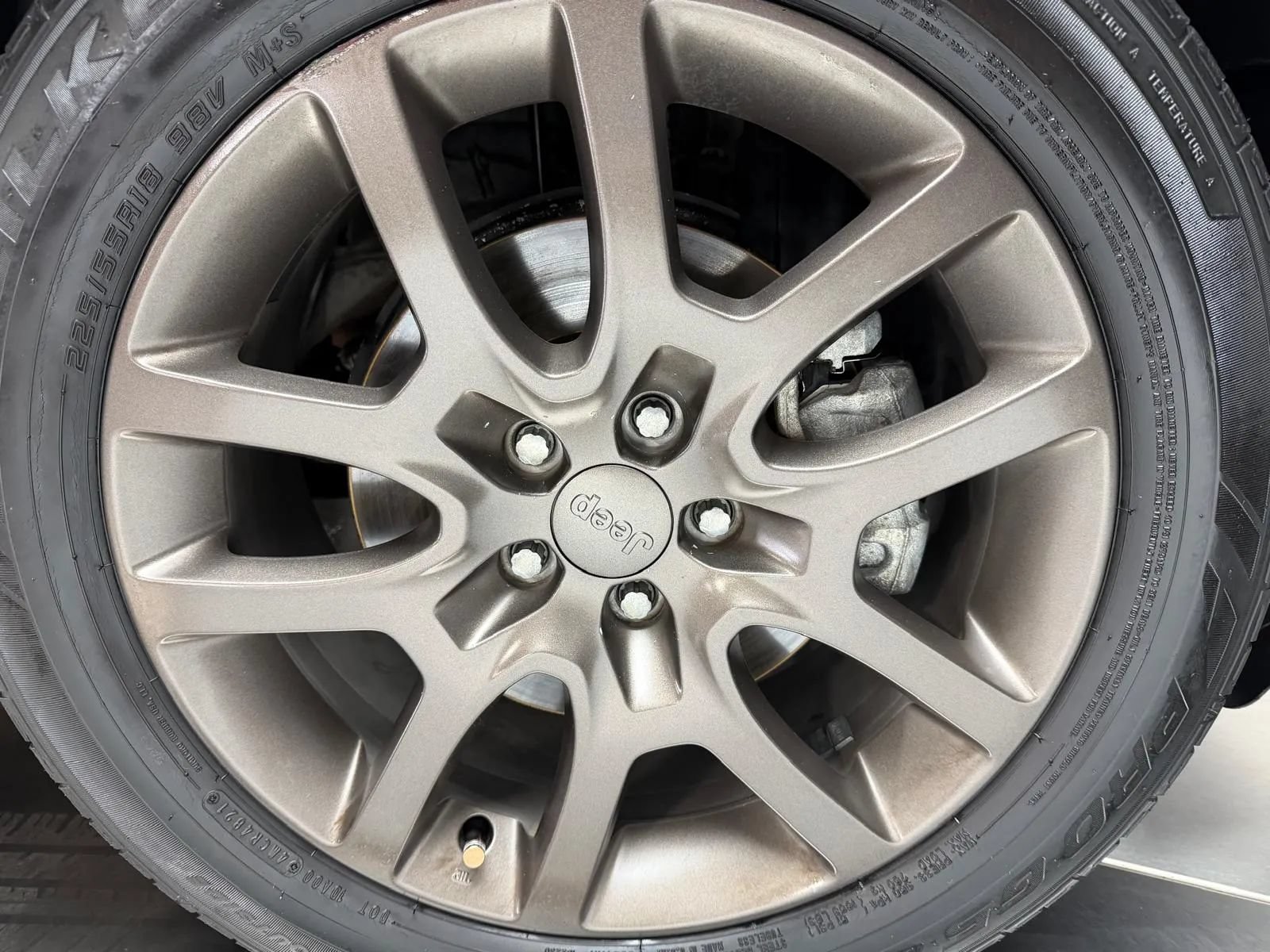 Used 2016 Jeep Renegade 75th Anniversary FWD image 8