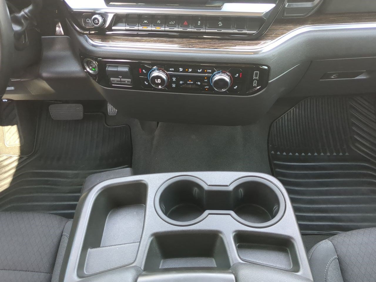 Used 2023 GMC Sierra 1500 SLE AWD/4WD image 22