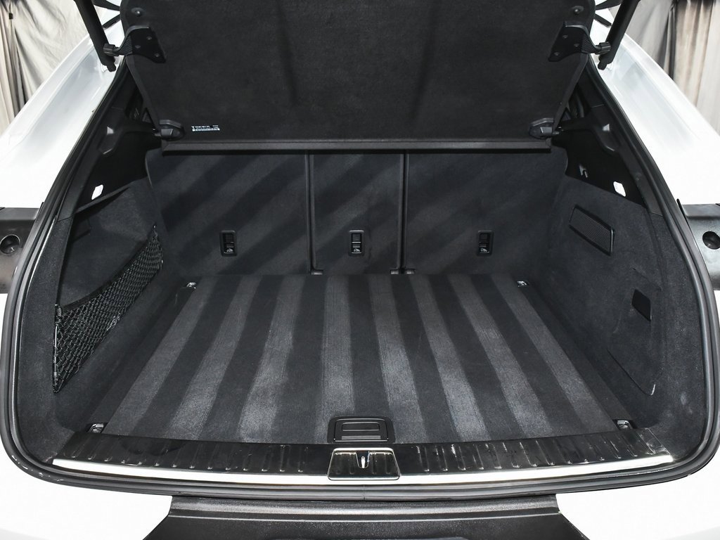 Used 2022 Porsche Cayenne Coupe image 65