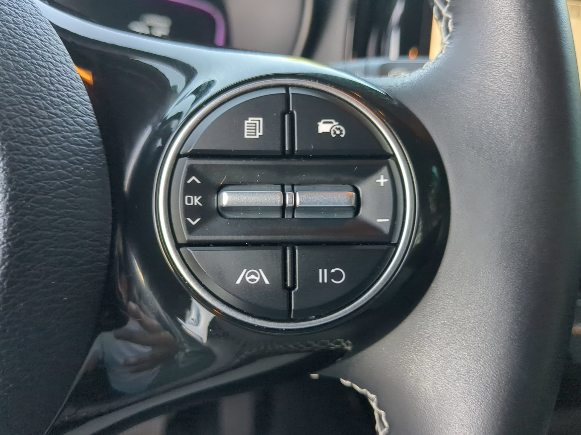 Used 2024 Kia Soul GT-Line FWD image 64