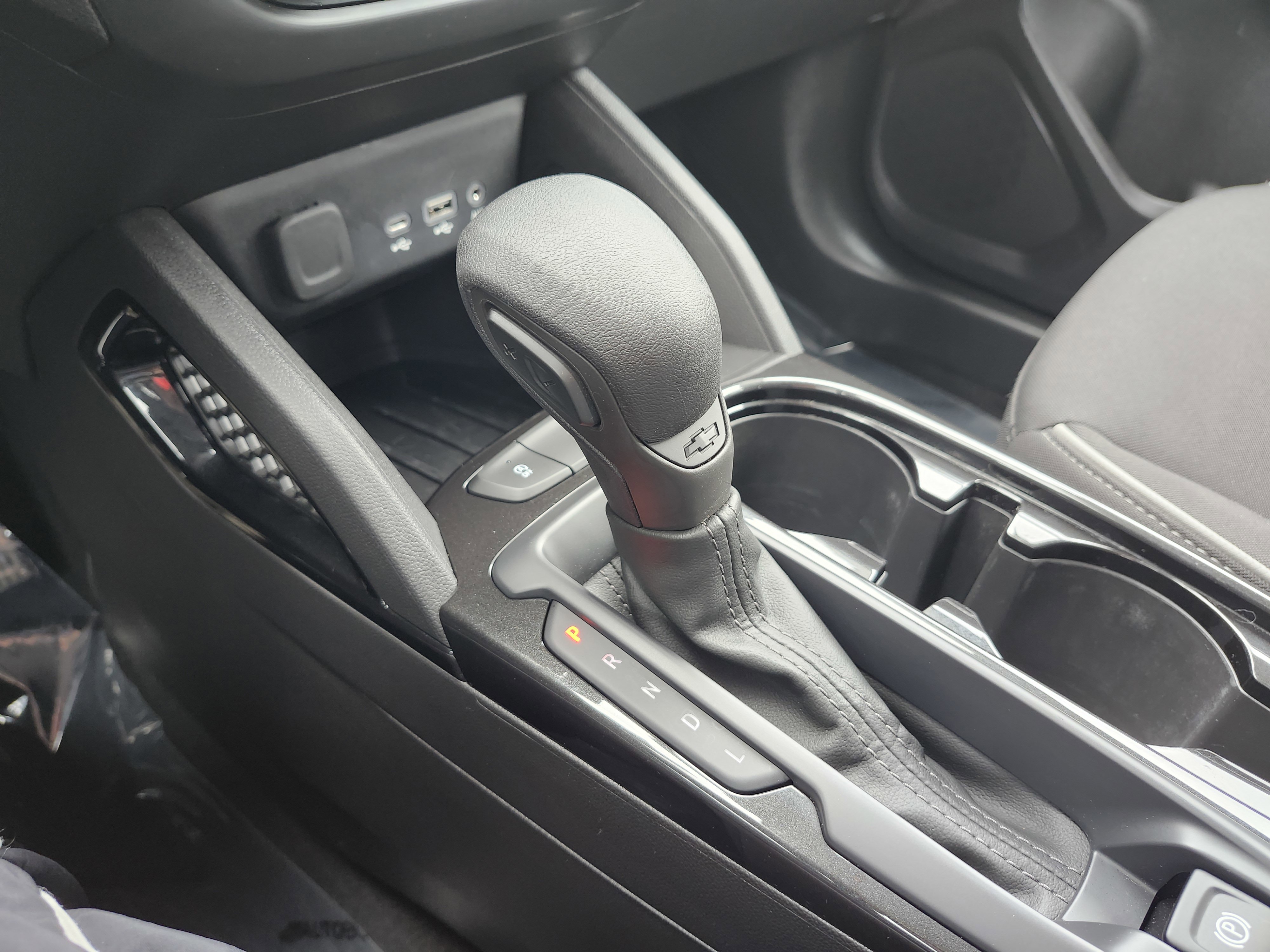 Used 2023 Chevrolet TrailBlazer LS FWD image 28
