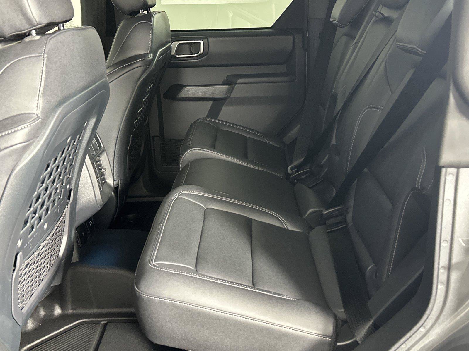 New 2025 Ford Bronco Badlands AWD/4WD image 25