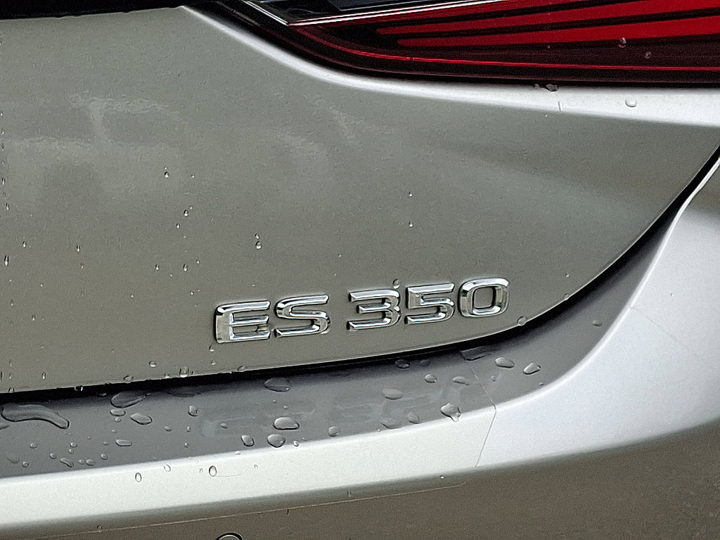 Used 2021 Lexus ES 350 F Sport w/ Accessory Package 2 FWD image 24