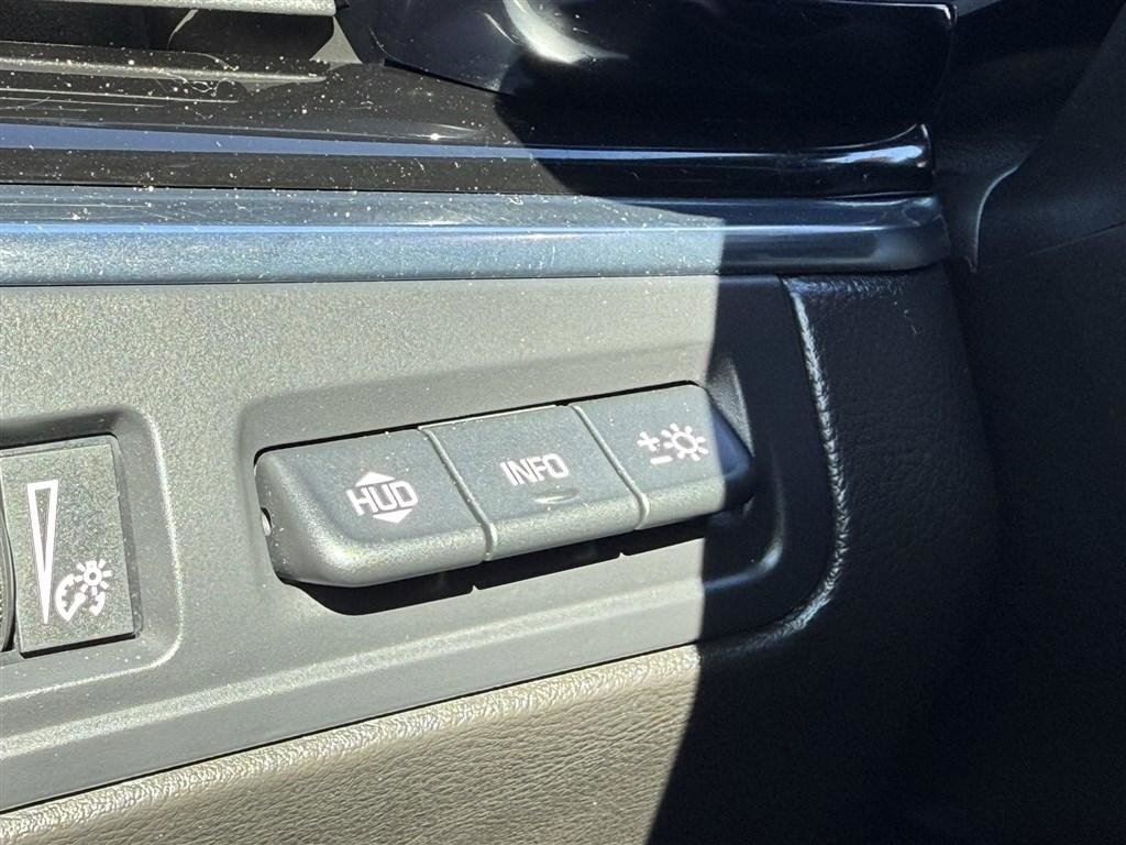 Used 2020 Cadillac XT6 Premium Luxury w/ Platinum Package image 40