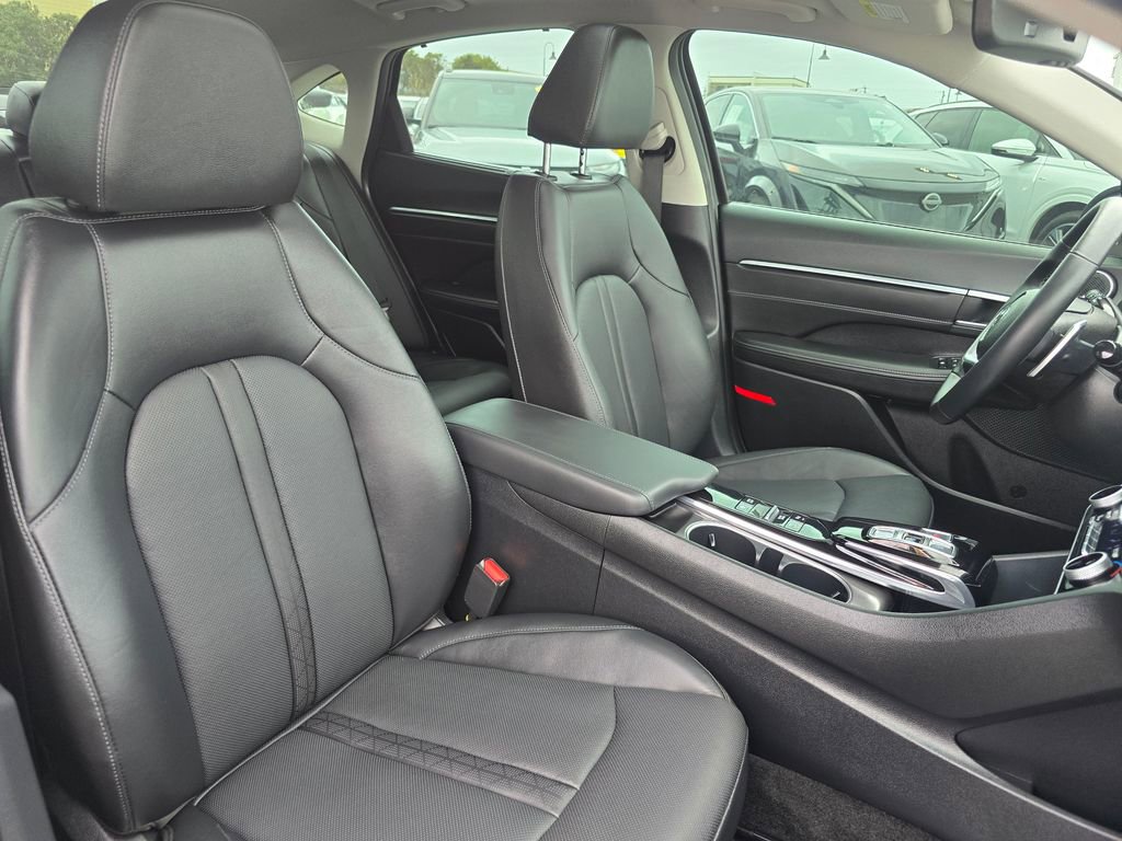 Used 2023 Hyundai Sonata Limited w/ Cargo Package image 26