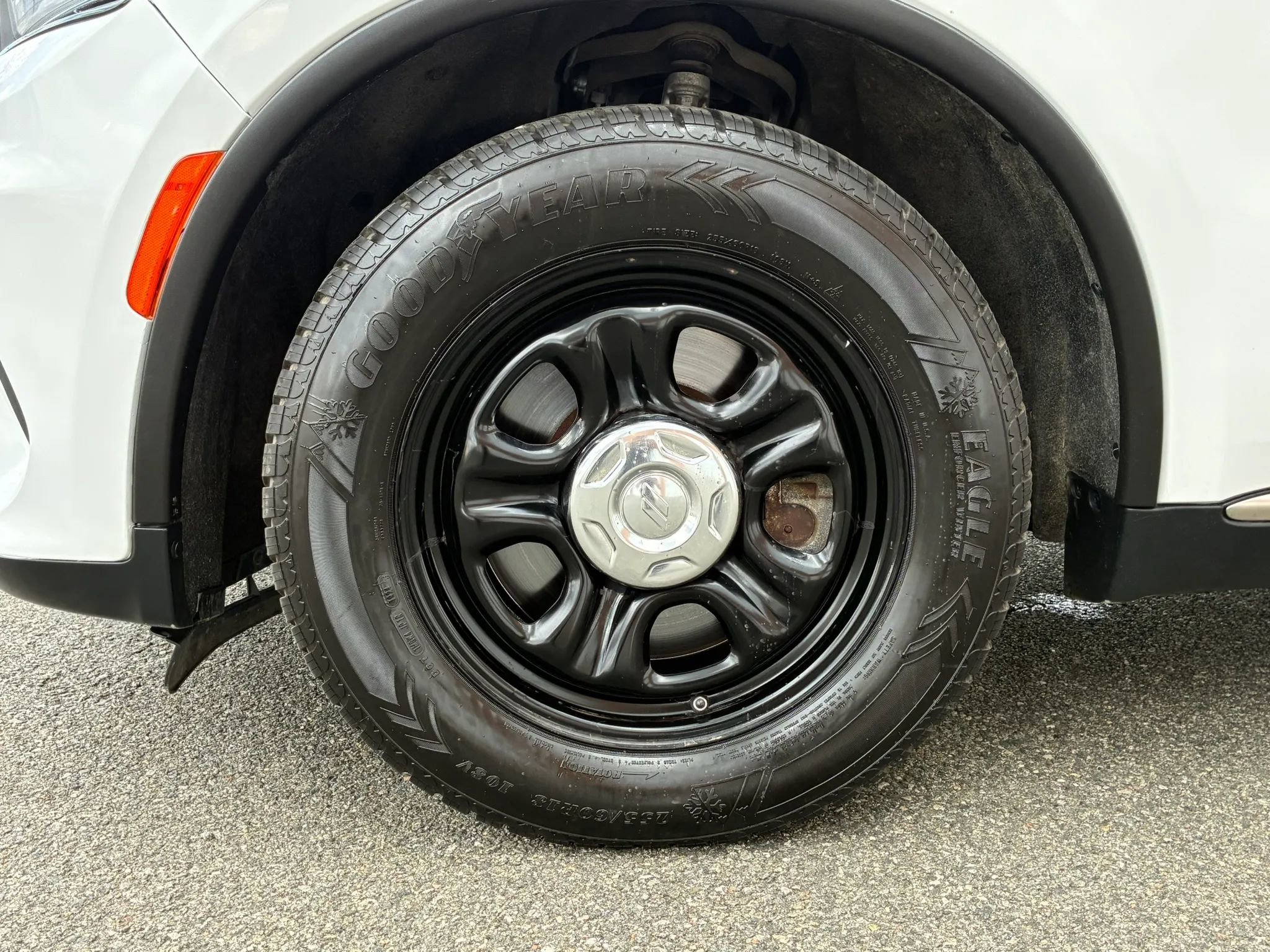 Used 2023 Dodge Durango SXT image 28