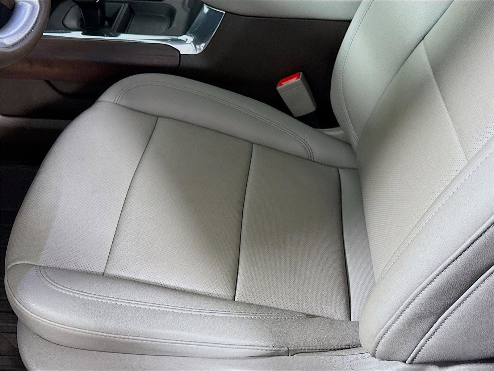 Used 2024 GMC Sierra 1500 SLT image 14