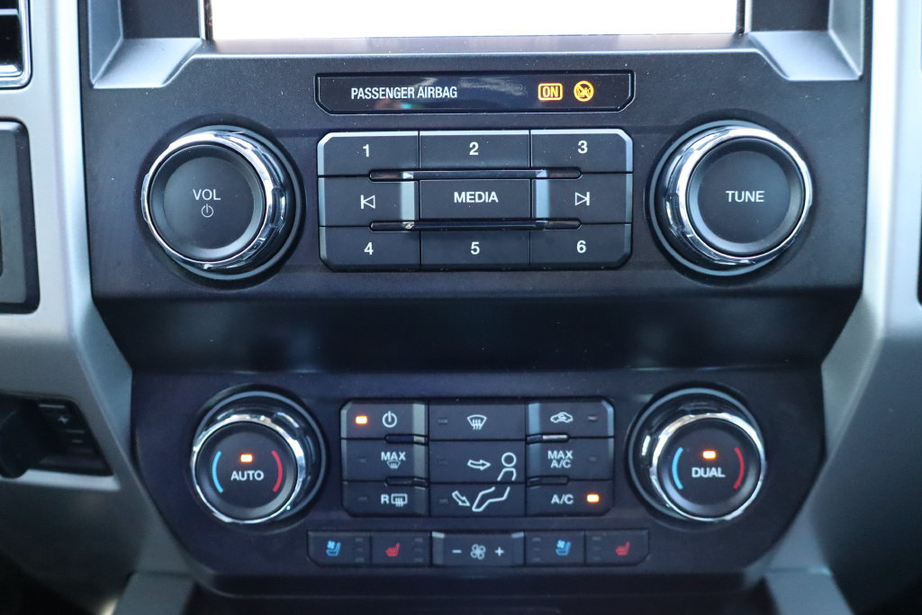 Used 2020 Ford F350 Lariat w/ Lariat Ultimate Package AWD/4WD image 10