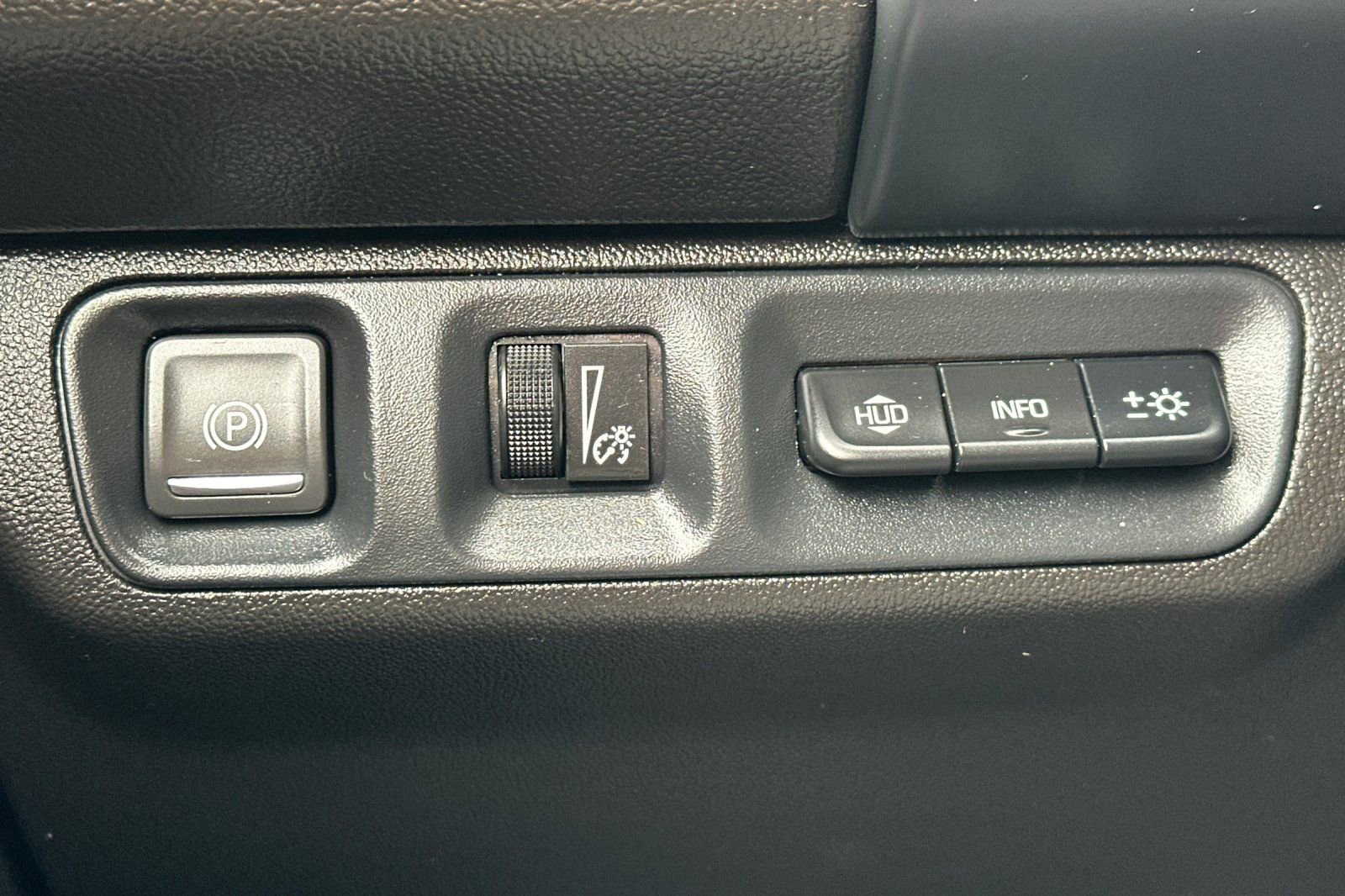 Certified 2023 GMC Acadia Denali image 37