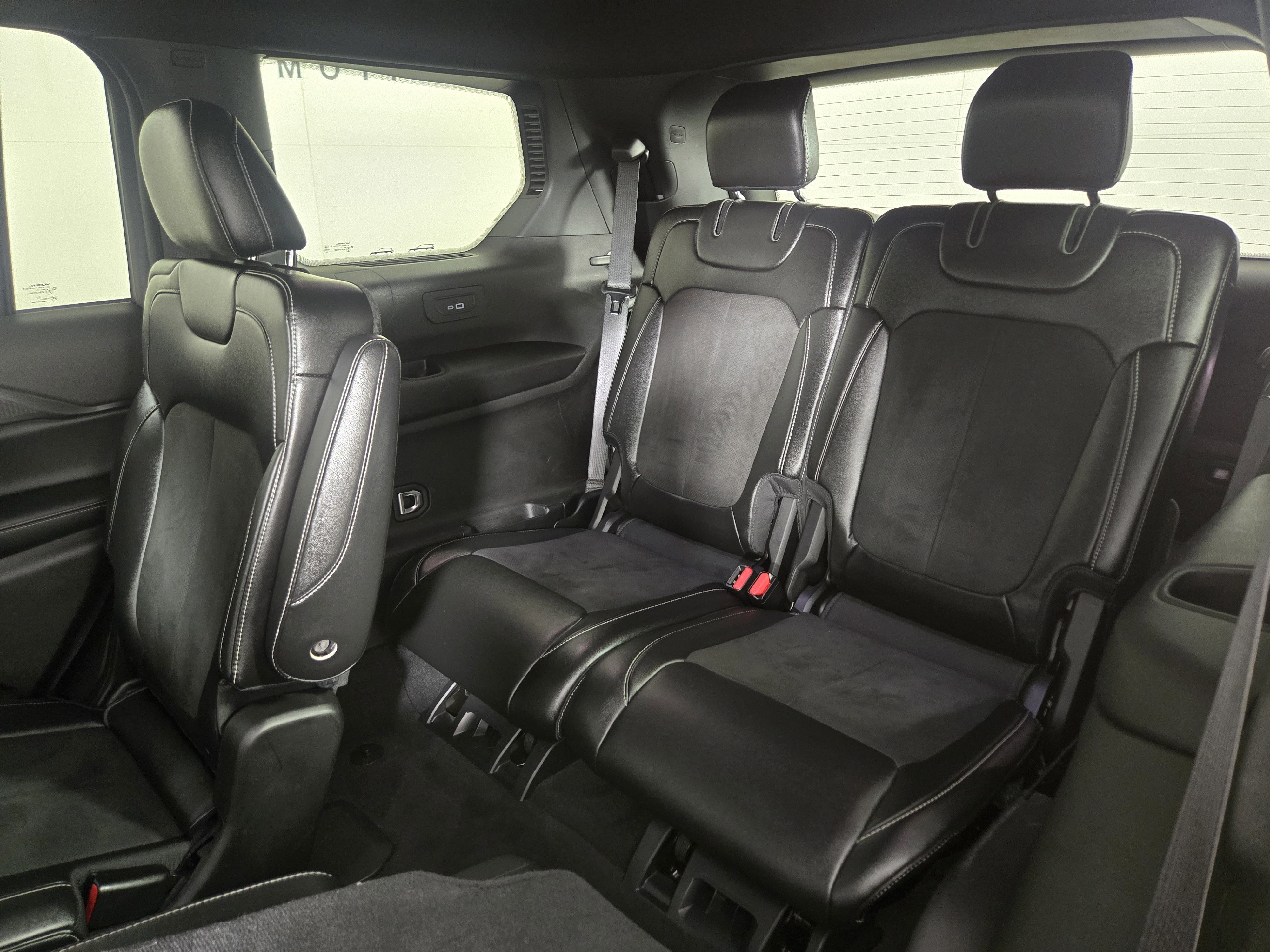 Certified 2024 Jeep Grand Cherokee L Altitude image 14