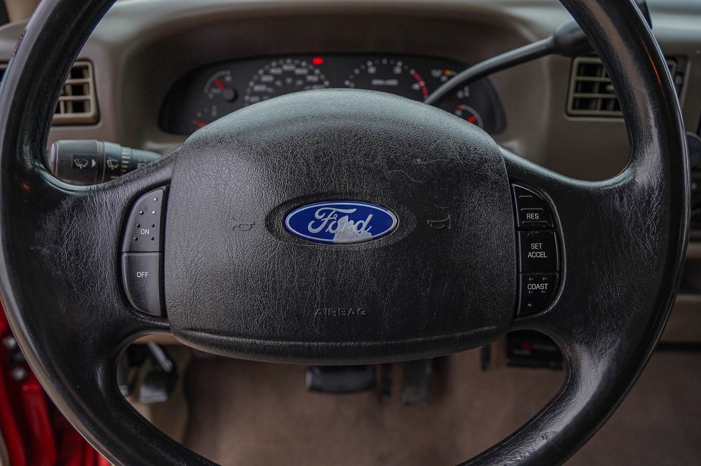 Used 2003 Ford F250 XLT image 24