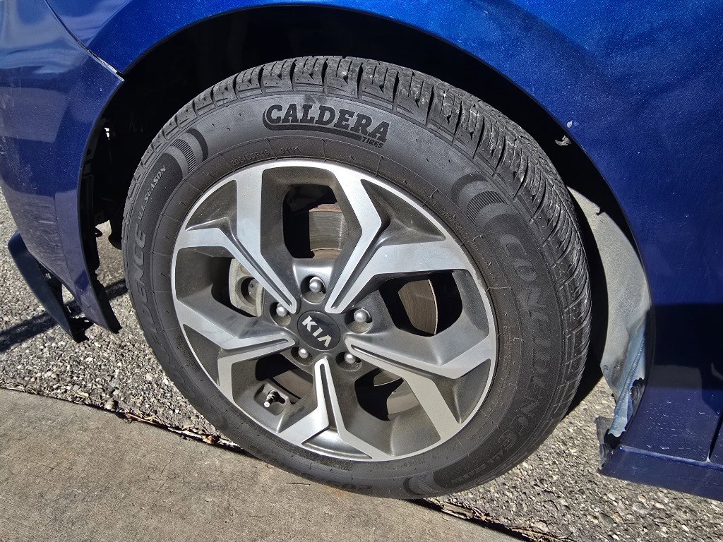 Used 2021 Kia Forte LXS image 8