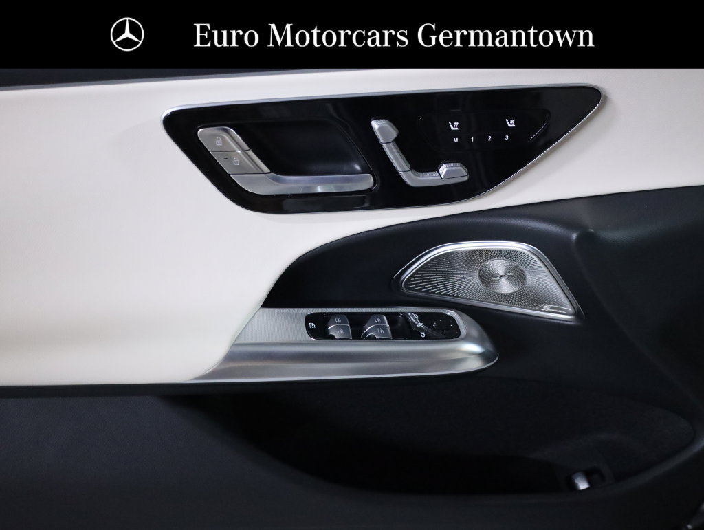 Used 2026 Mercedes-Benz E 350 4MATIC Sedan image 9