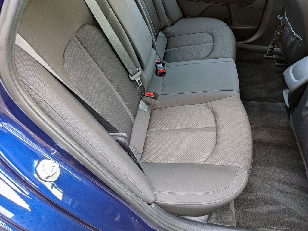 Used 2018 Kia Optima LX FWD image 22