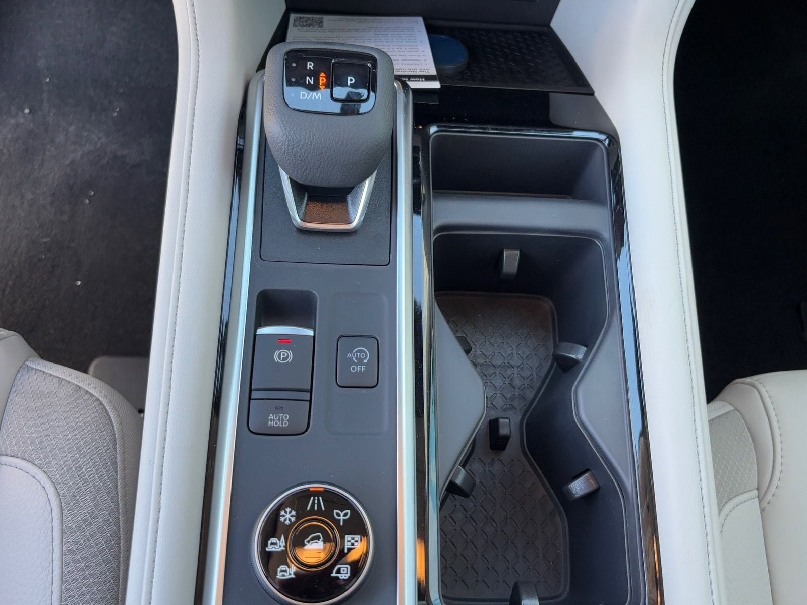 New 2026 Nissan Pathfinder SL AWD/4WD image 26