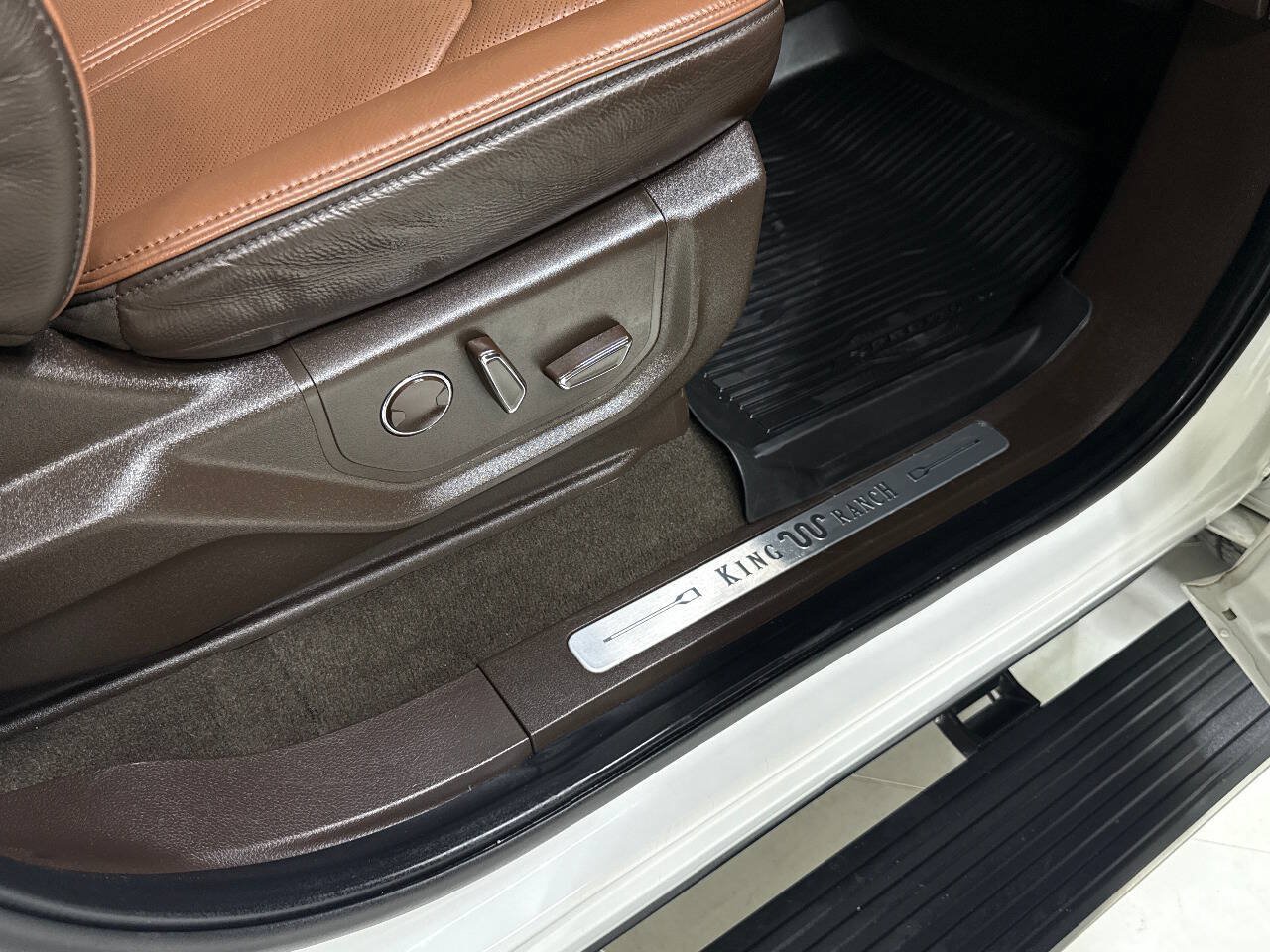Used 2024 Ford Expedition King Ranch RWD image 75
