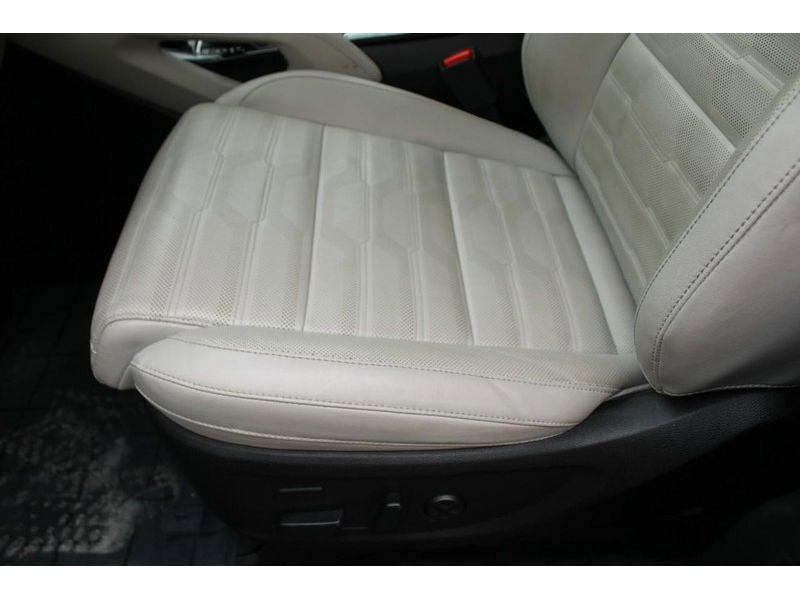 Used 2023 Kia Telluride SX Prestige image 19