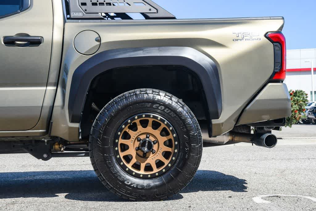 Used 2024 Toyota Tacoma TRD Off-Road w/ TRD Off Road Upgrade Package AWD/4WD image 13