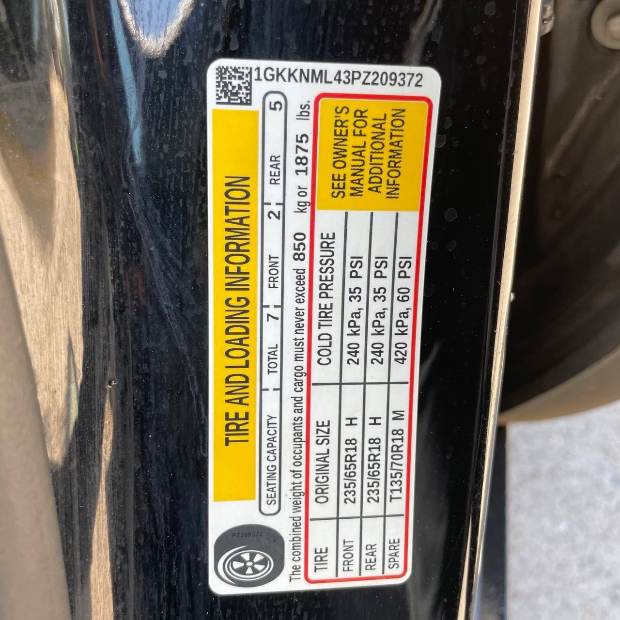 Certified 2023 GMC Acadia SLT FWD image 27