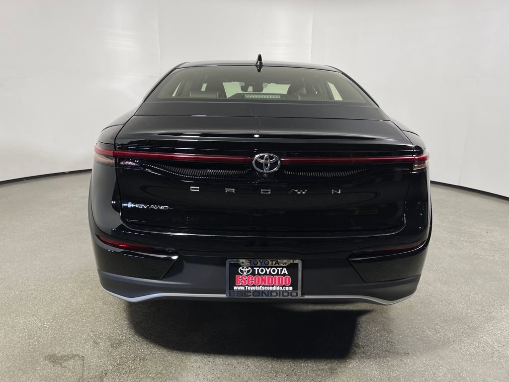 New 2026 Toyota Crown XLE image 4