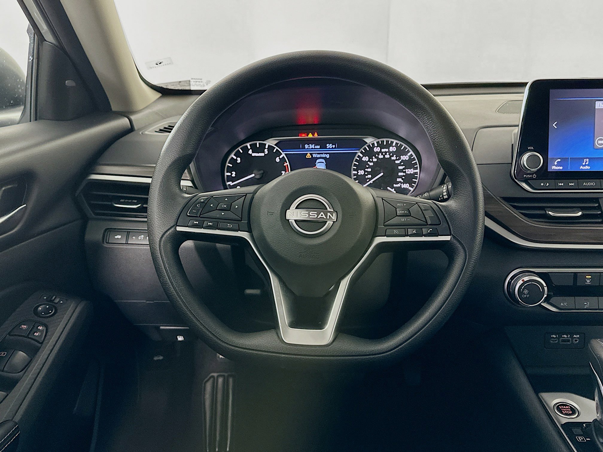 Used 2024 Nissan Altima 2.5 SV image 17