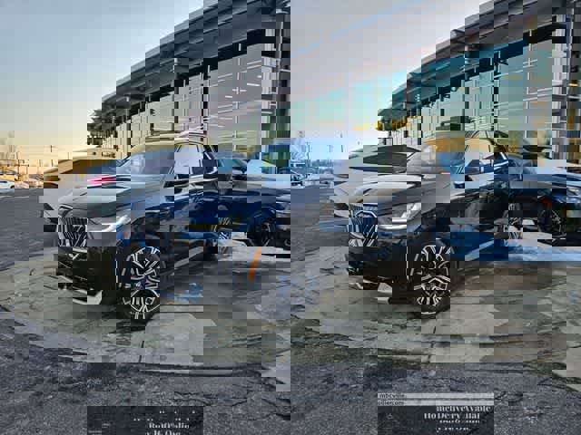 Used 2025 BMW X3 xDrive30i w/ M Sport Package image 2