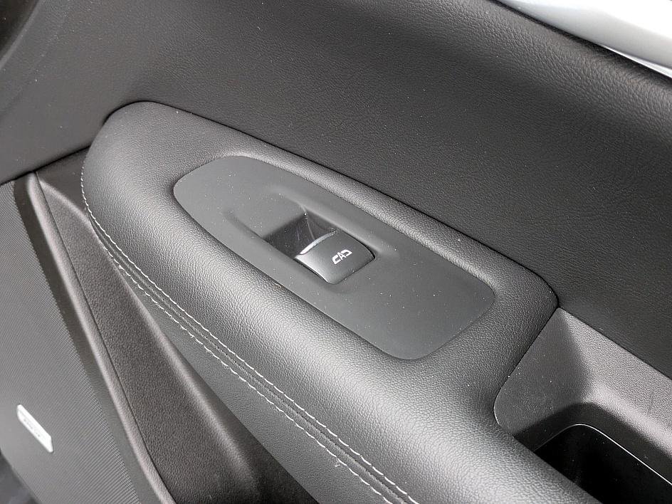 Certified 2025 Cadillac XT5 Premium Luxury image 38