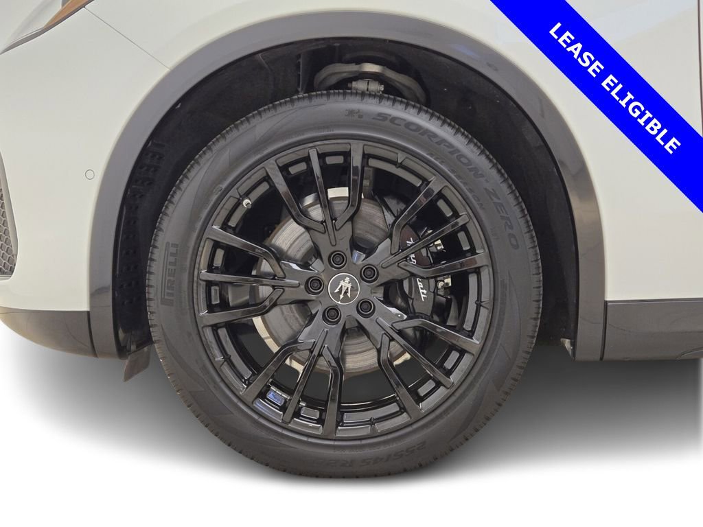 New 2025 Maserati Grecale Modena image 13