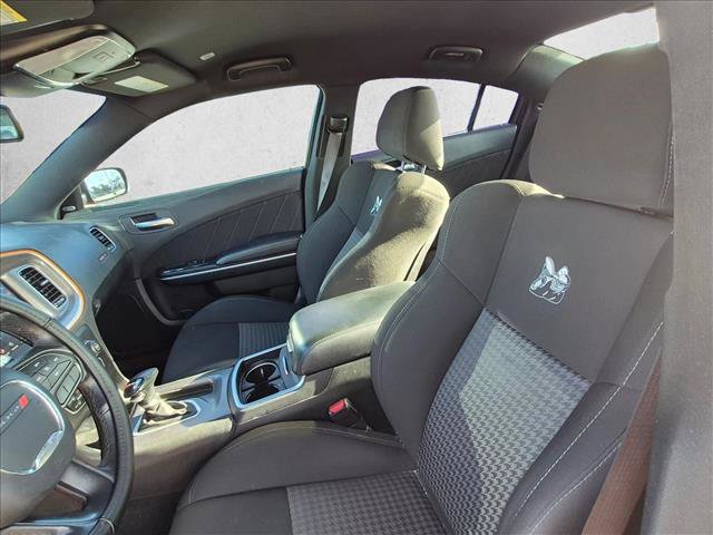 Used 2022 Dodge Charger Scat Pack RWD image 9