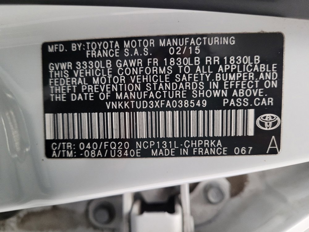 Used 2015 Toyota Yaris L FWD image 33